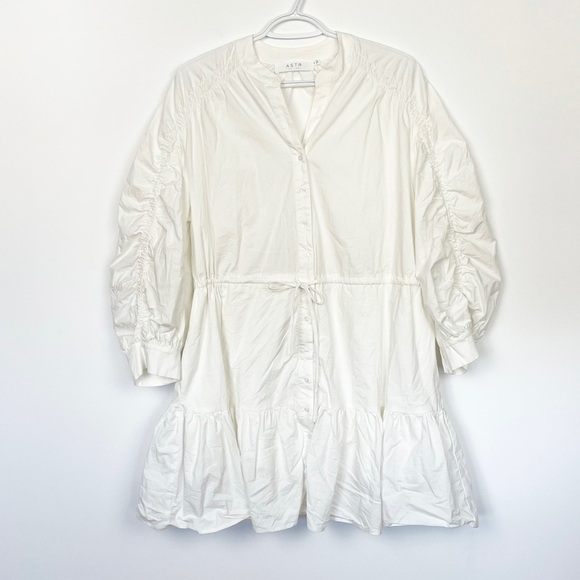 Astr The Label | Coastal Grandmother Ruched 3/4 Sleeve Shirtdress  Size Medium - Picture 4 of 8